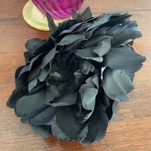 Large Black Pin-Up Goth Punk Clip-on Hair Flower